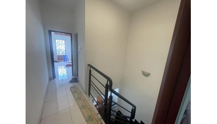 MẶT TIỀN KINH DOANH NGAY GÒ XOÀI, 39m2, 2 TẦNG 2PN GIÁ NHÍCH 3 TỶ